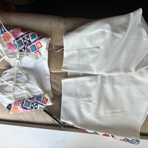 Lulus-Rhythm is Gonna Get You Embroidered White Shorts - Picture 5 of 7